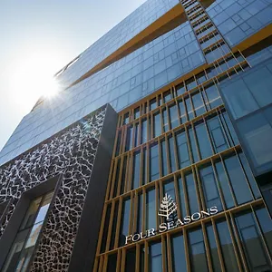 Four Seasons ***** Montreal