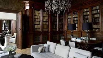 1595 Dr Peinfeld By Ellegancia Otel Montréal