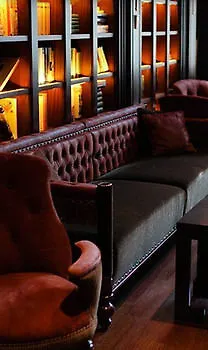 1595 Dr Peinfeld By Ellegancia Otel Montréal